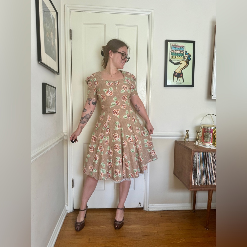 60s Cotton Brown Floral Print Fit and Flare Dress with Sweetheart Neckline
